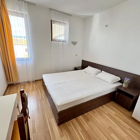 Dkapartments Diamond Bay * Sluneční pobřeží
