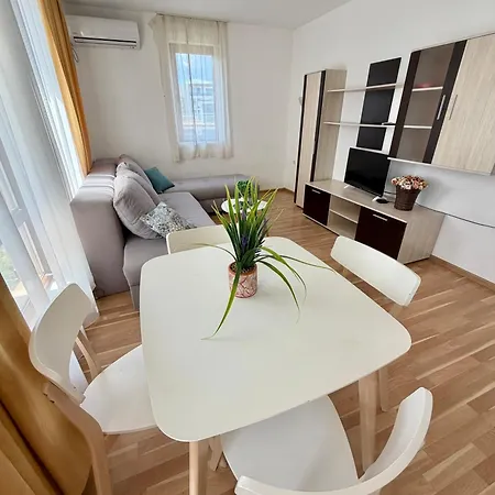Dkapartments Diamond Bay Sluneční pobřeží